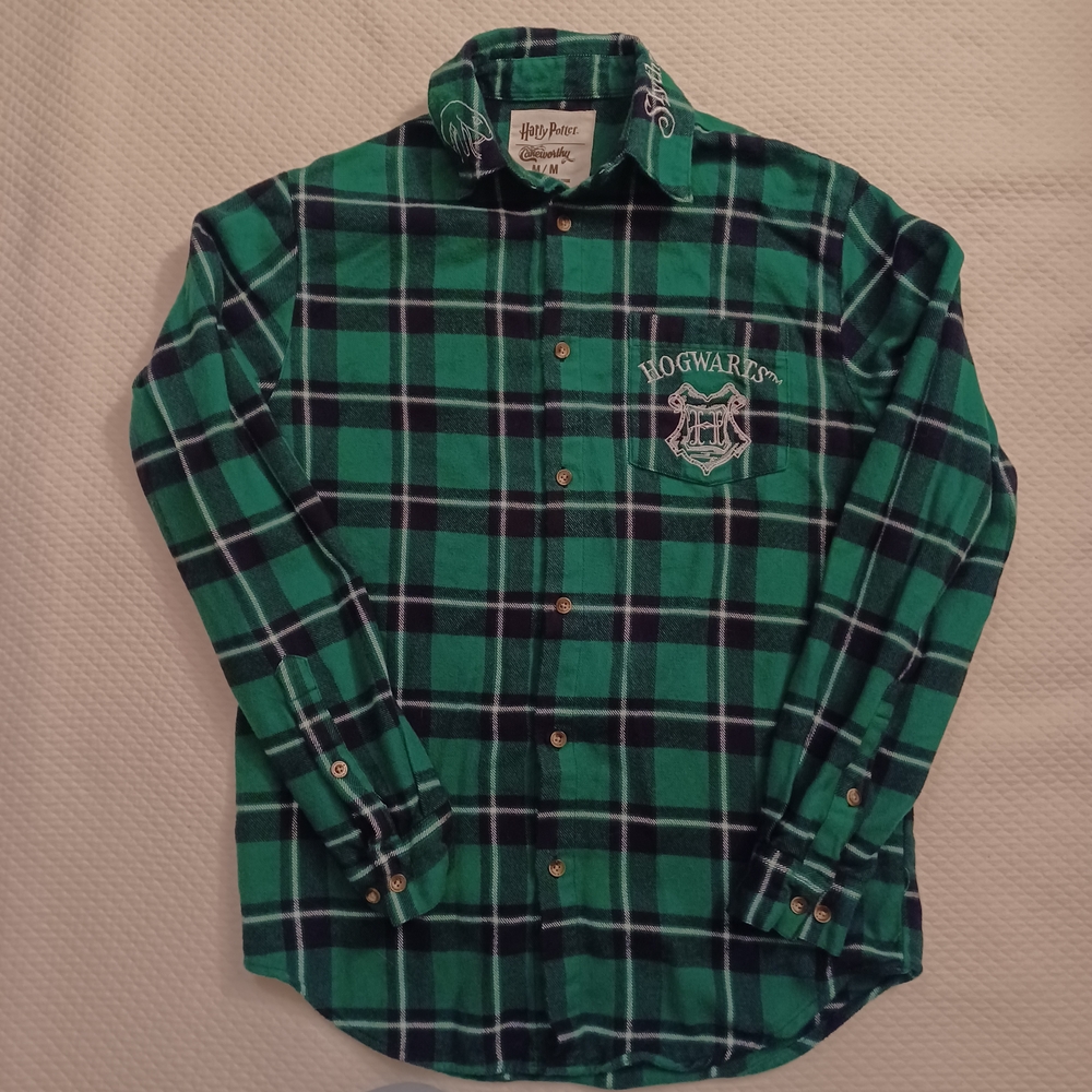 Cakeworthy x Hogwarts Unisex Slytherin Flannel Shirt Size Medium